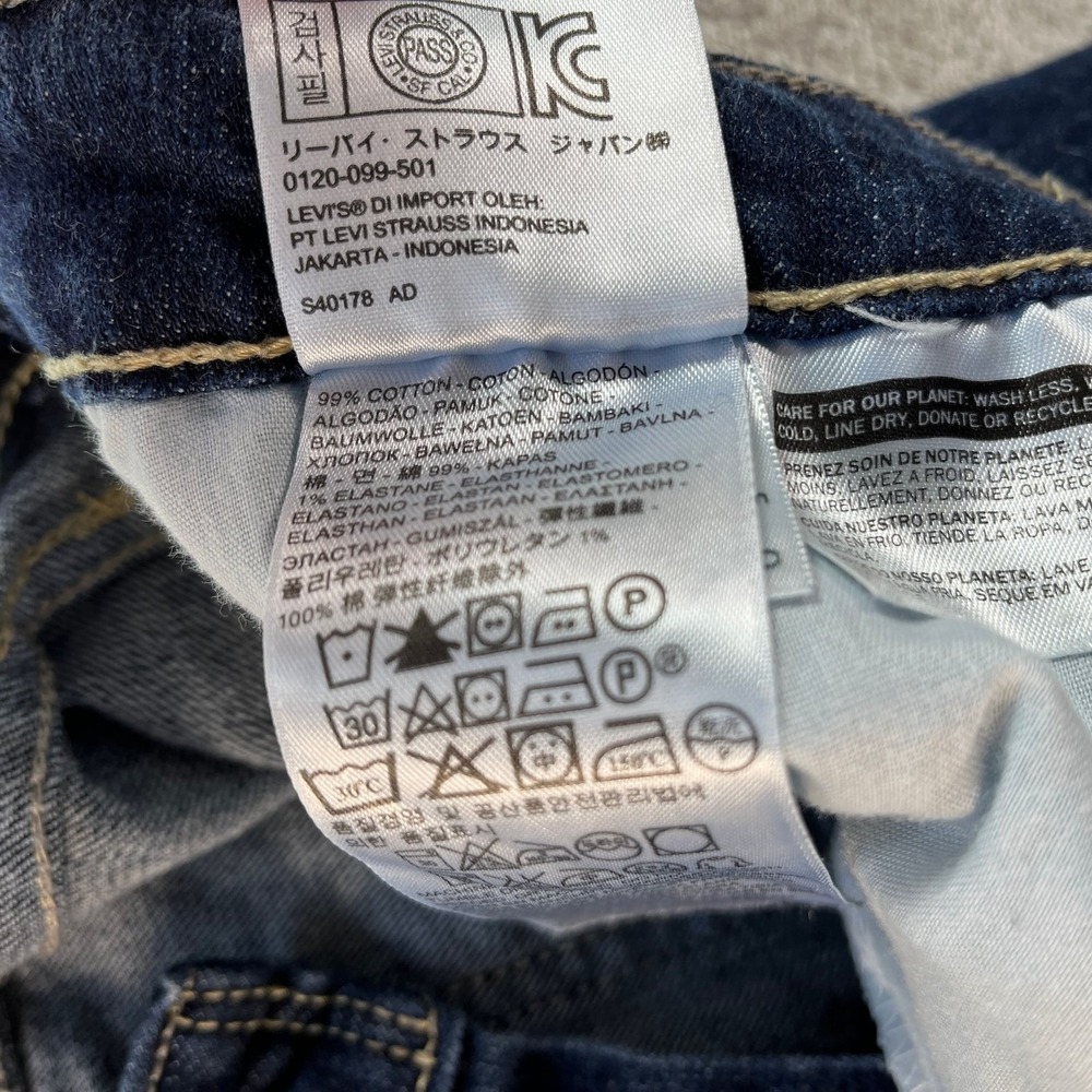 Levi's 518 Superlow Bootcut Jeans 9M W29 L32 Dark Wash  Indie Western Cowgirl - Picture 6 of 12
